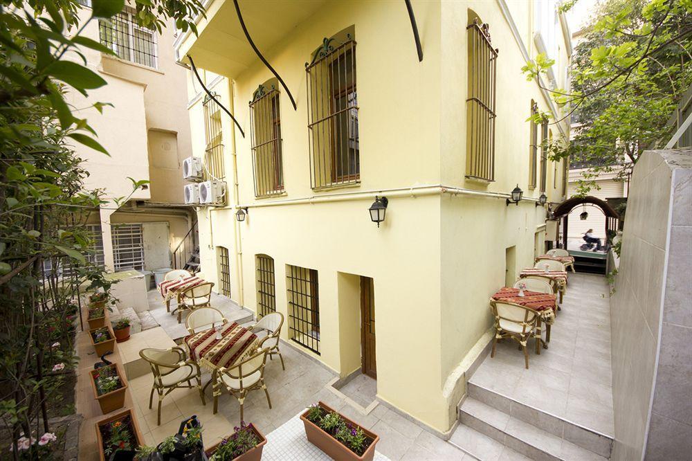New House Apartment Istanbul Bagian luar foto