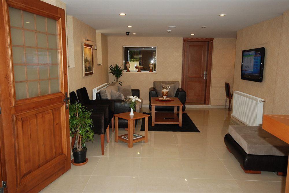 New House Apartment Istanbul Bagian luar foto