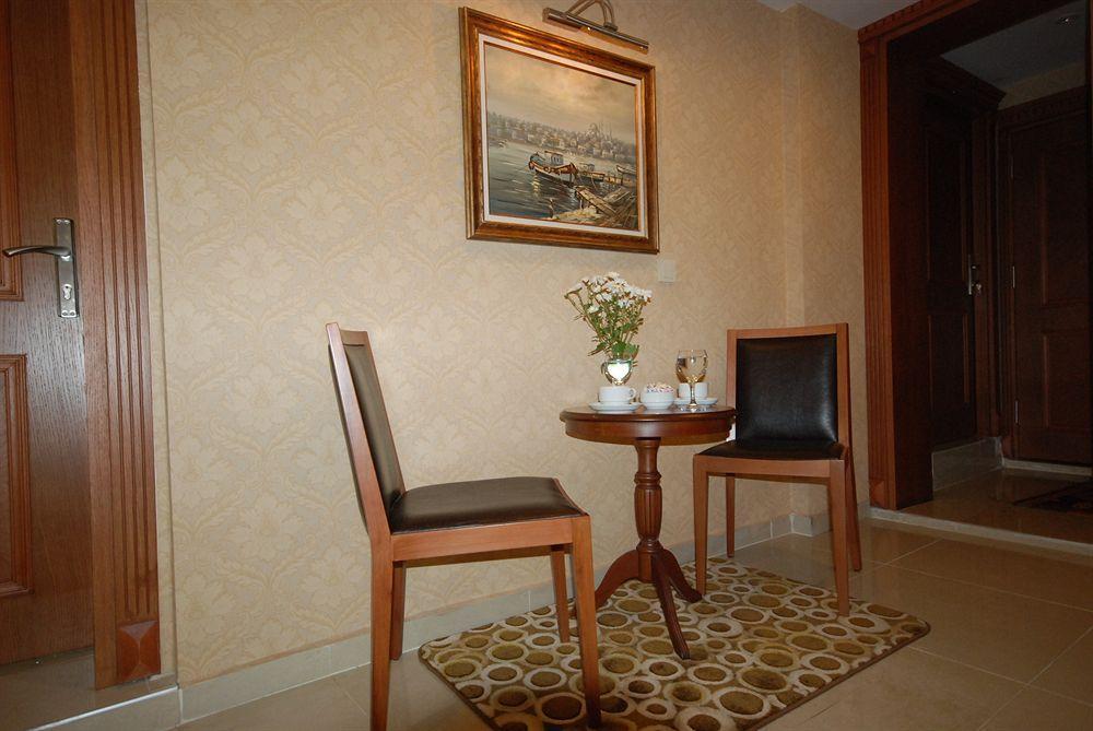 New House Apartment Istanbul Bagian luar foto