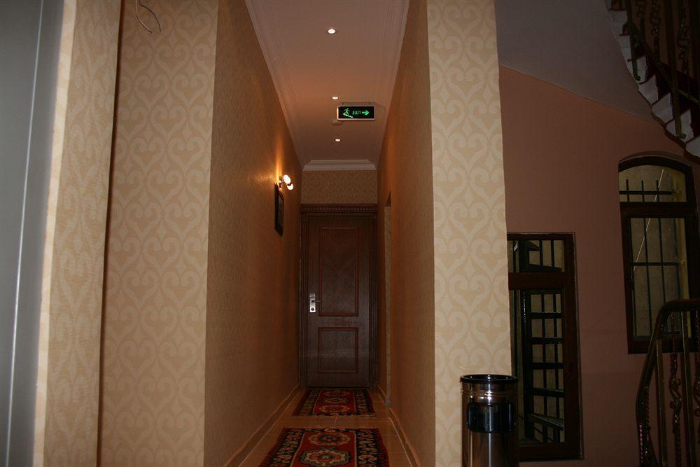 New House Apartment Istanbul Bagian luar foto