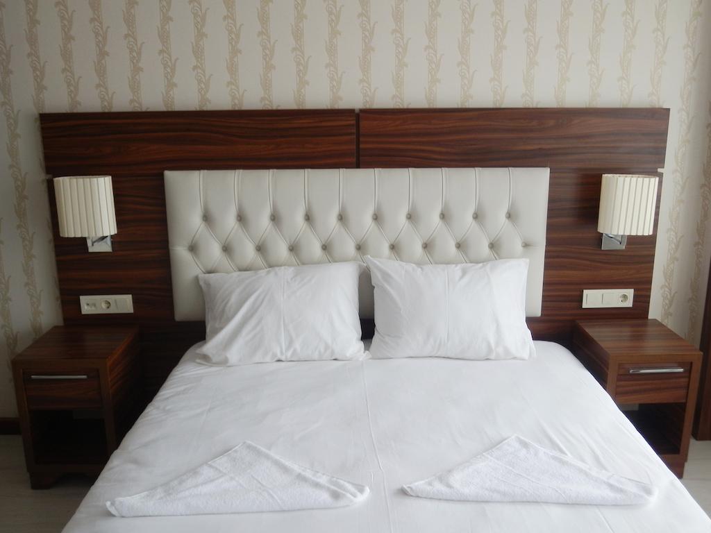 New House Apartment Istanbul Bagian luar foto